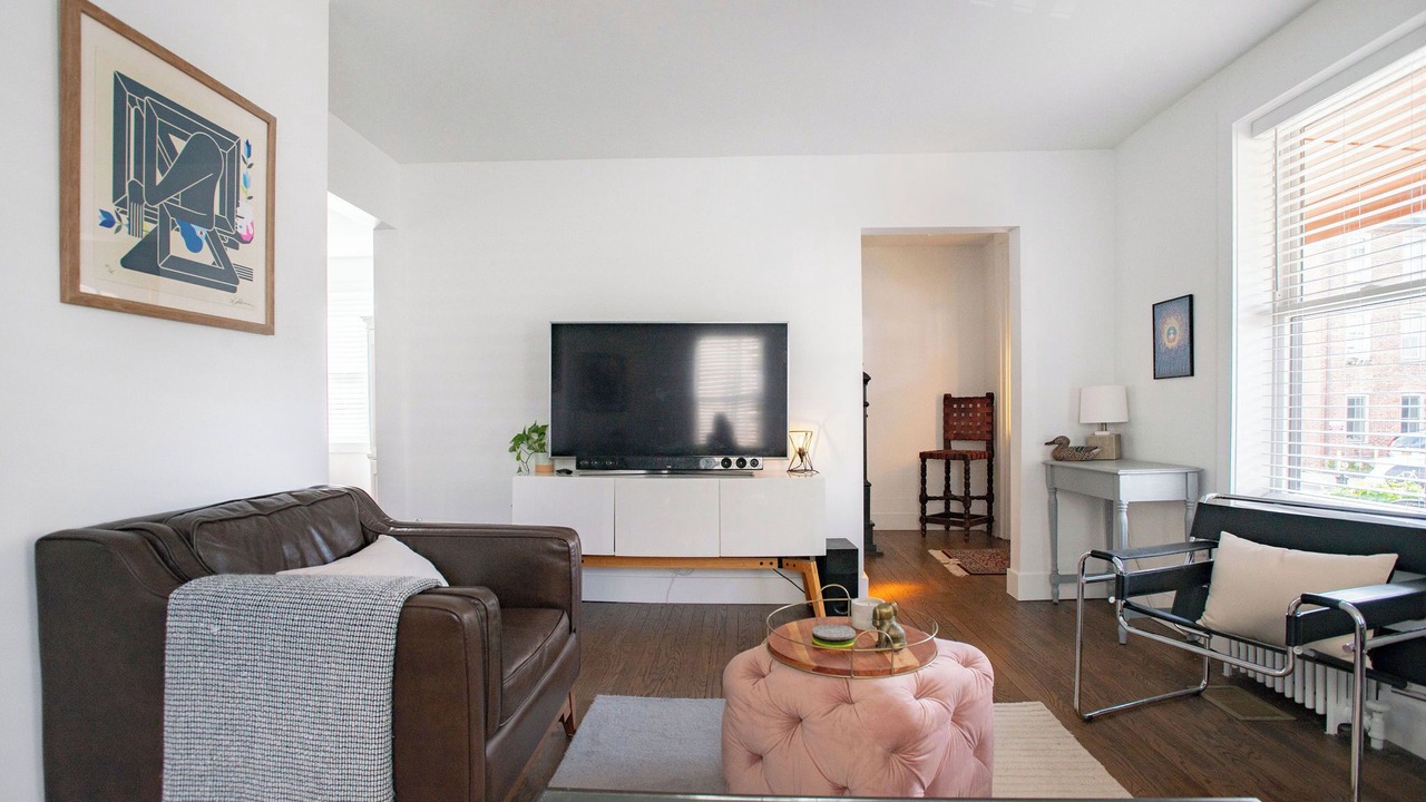 Photo of Livingroom in Beacon