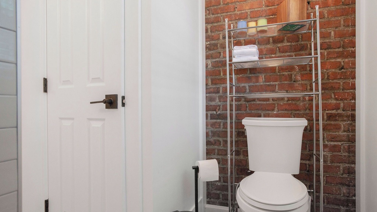 Photo of Bathroom in Beacon