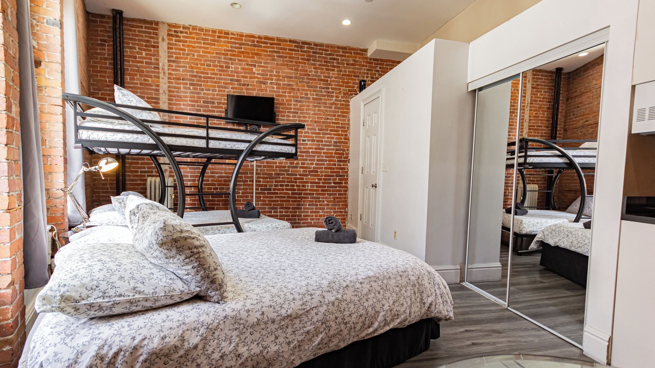 Photo of Bedroom in Midtown