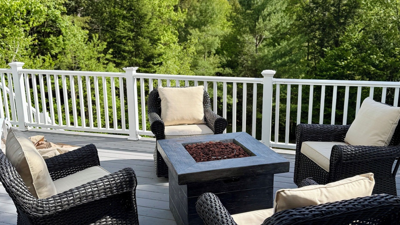 Photo of Patio Balcony in Winhall