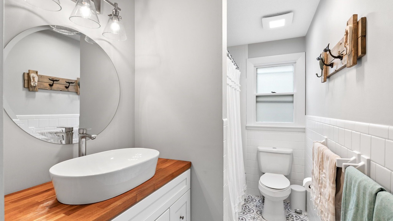 Photo of Bathroom in Rockport