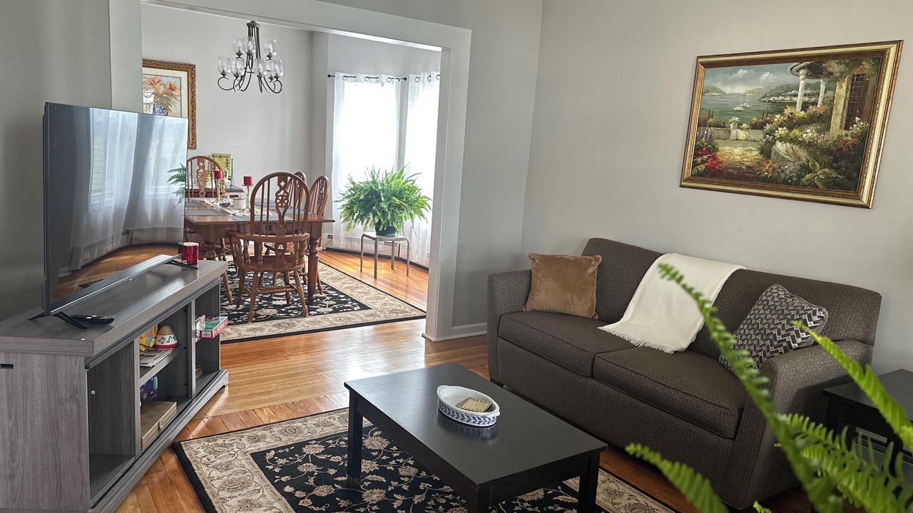 Photo of Livingroom in Holyoke