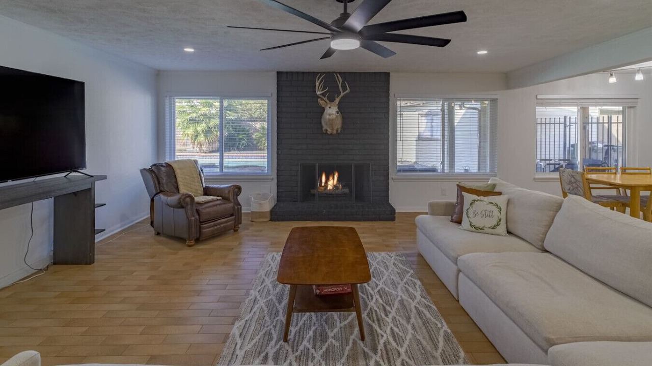 Photo of Livingroom in Houston