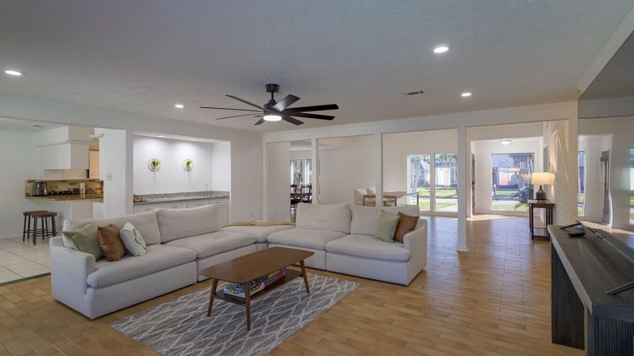 Photo of Livingroom in Houston