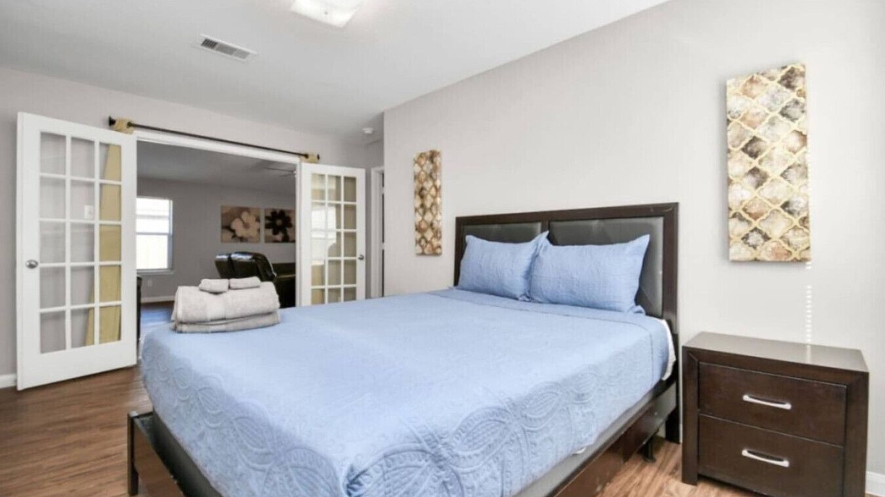 Photo of Bedroom in Iowa Colony
