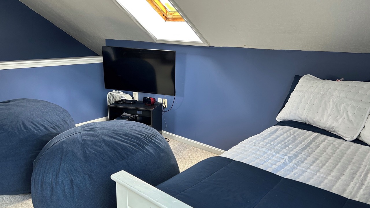 Photo of Bedroom in North Woodstock