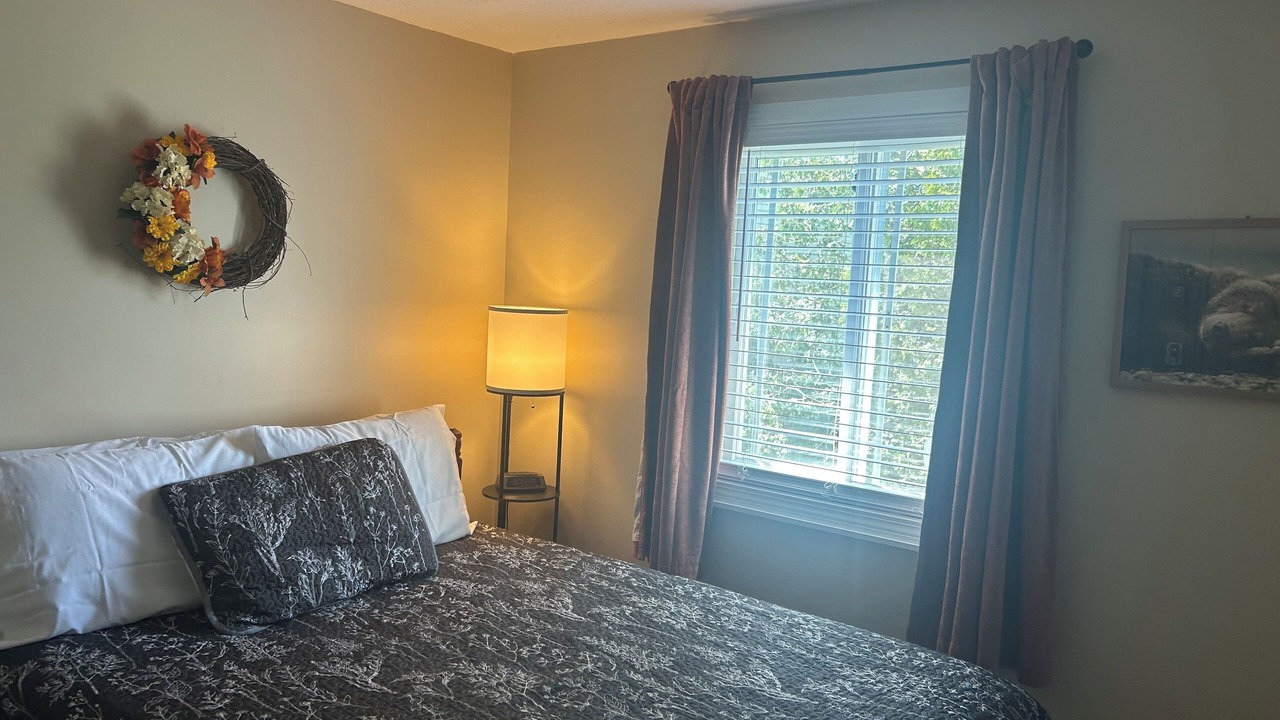 Photo of Bedroom in North Woodstock
