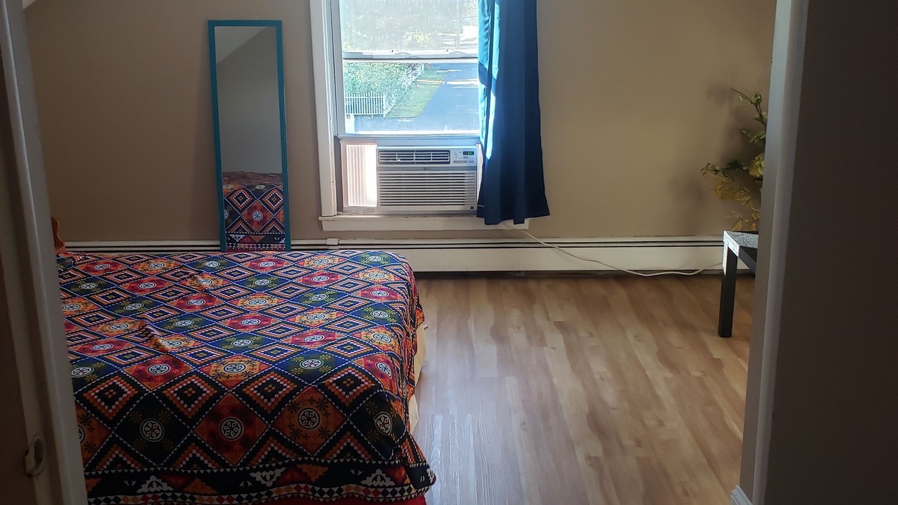 Photo of Bedroom in Newtonville
