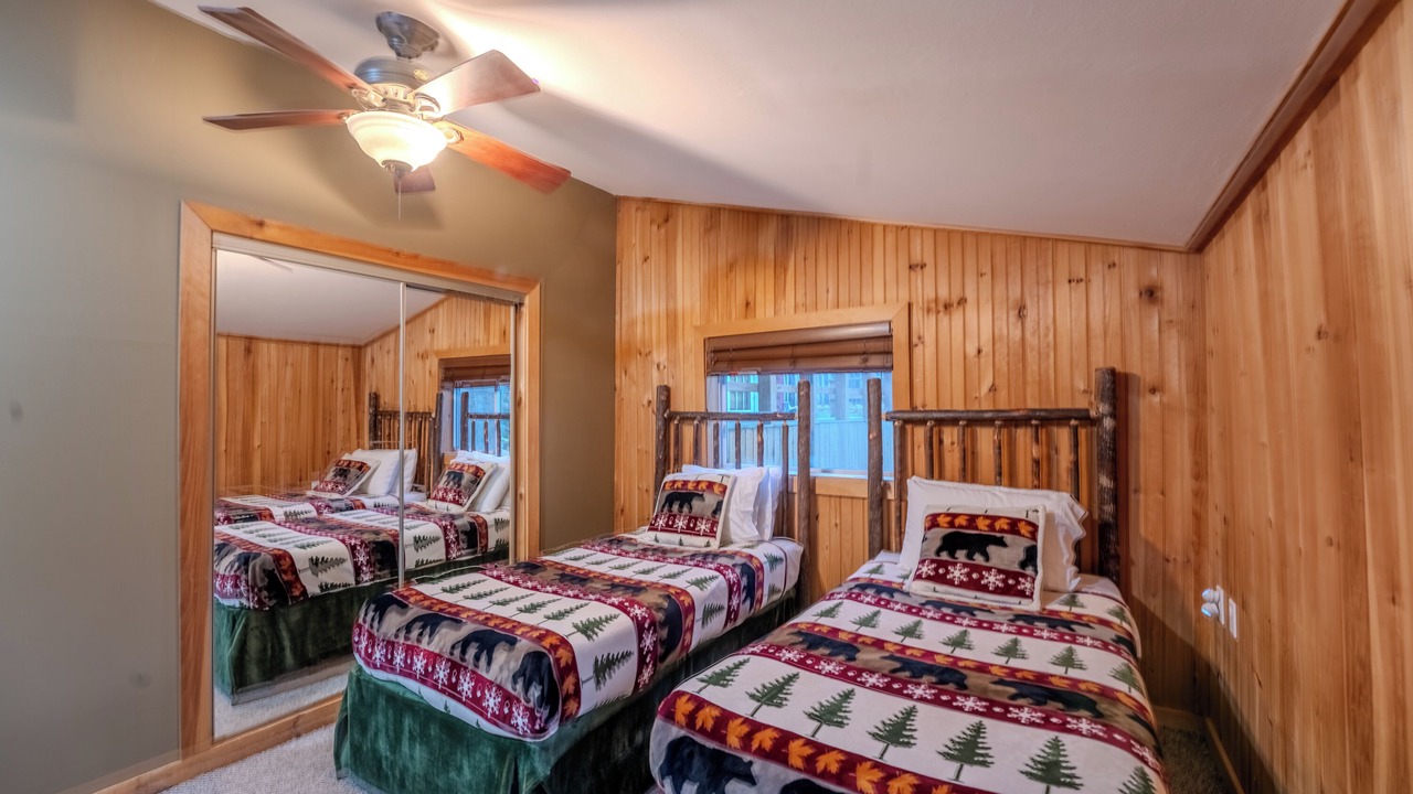 Photo of Bedroom in North Woodstock