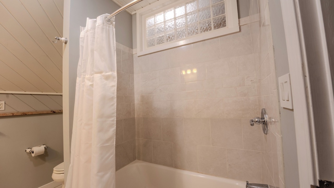 Photo of Bathroom in North Woodstock