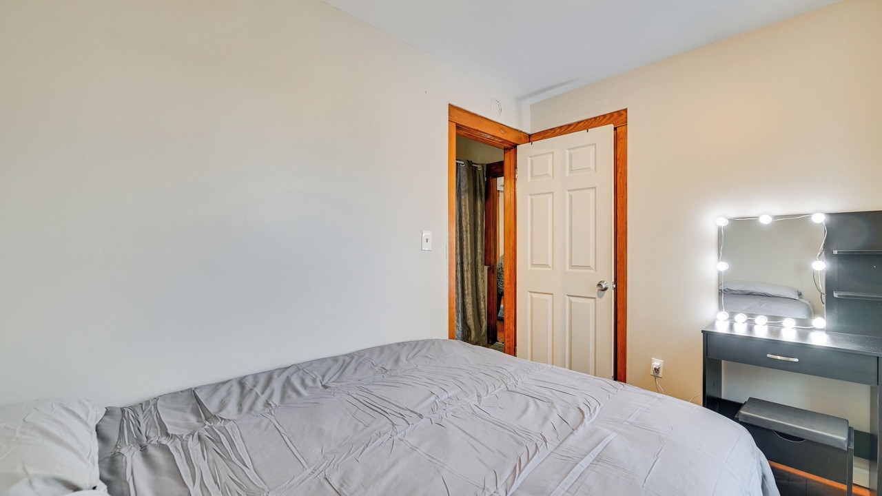 Photo of Bedroom in Albany