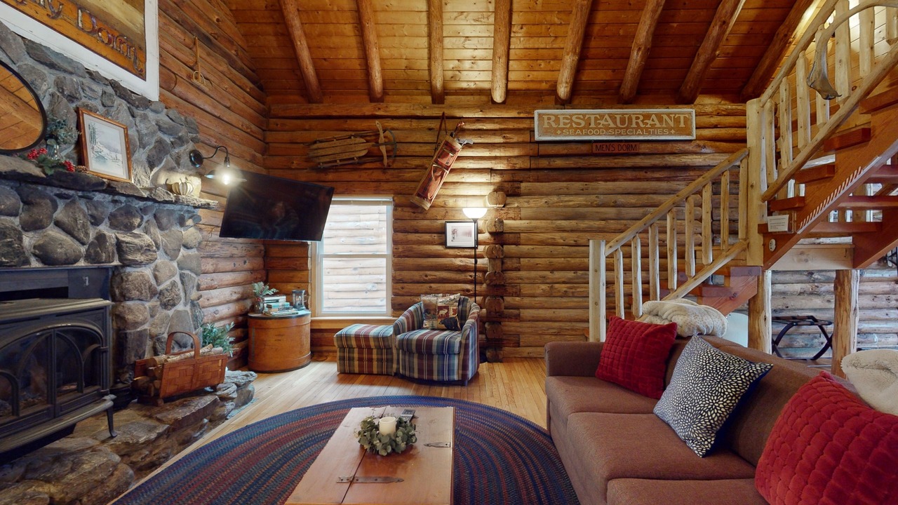 Photo of Livingroom in Jeffersonville