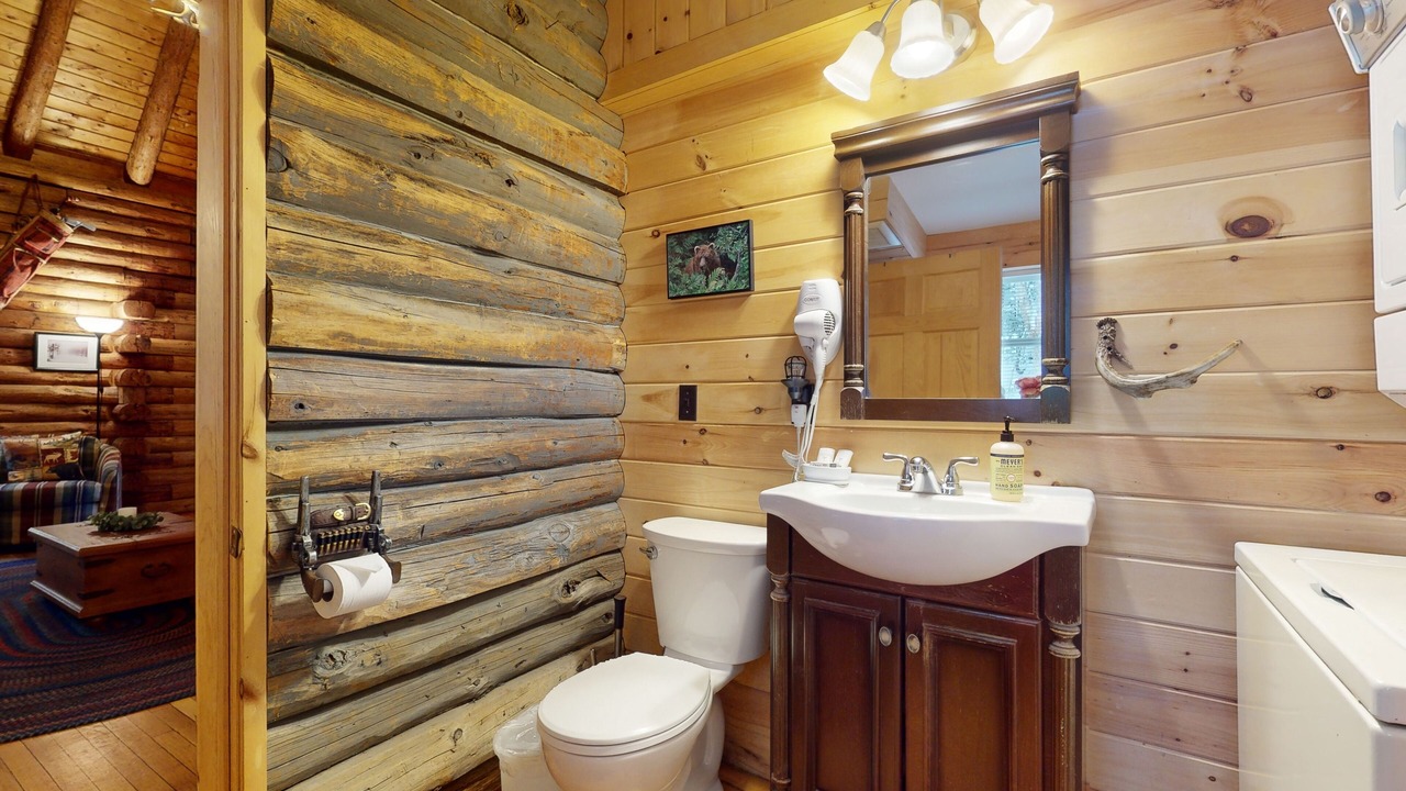 Photo of Bathroom in Jeffersonville