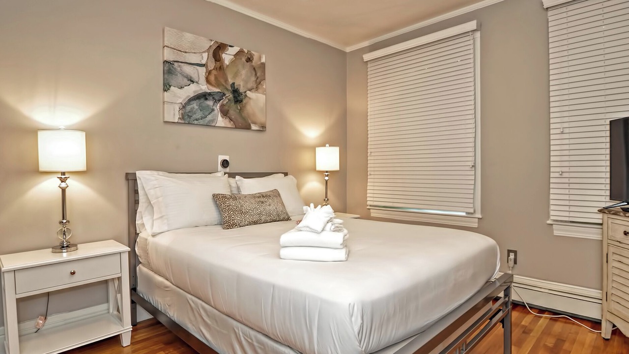 Photo of Bedroom in Beacon Hill