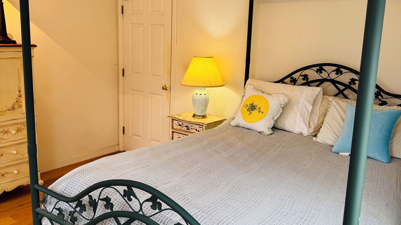 Photo of Bedroom in Georgetown