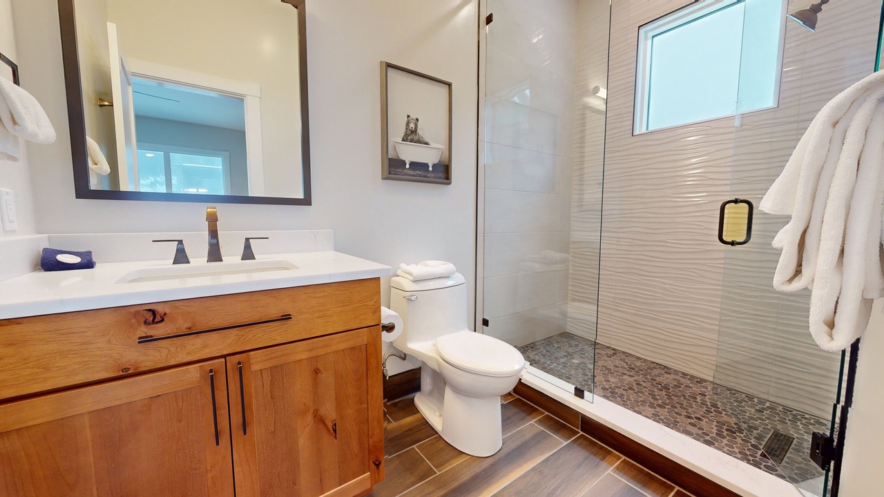 Photo of Bathroom in Snowshoe