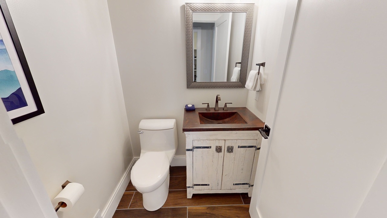 Photo of Bathroom in Snowshoe