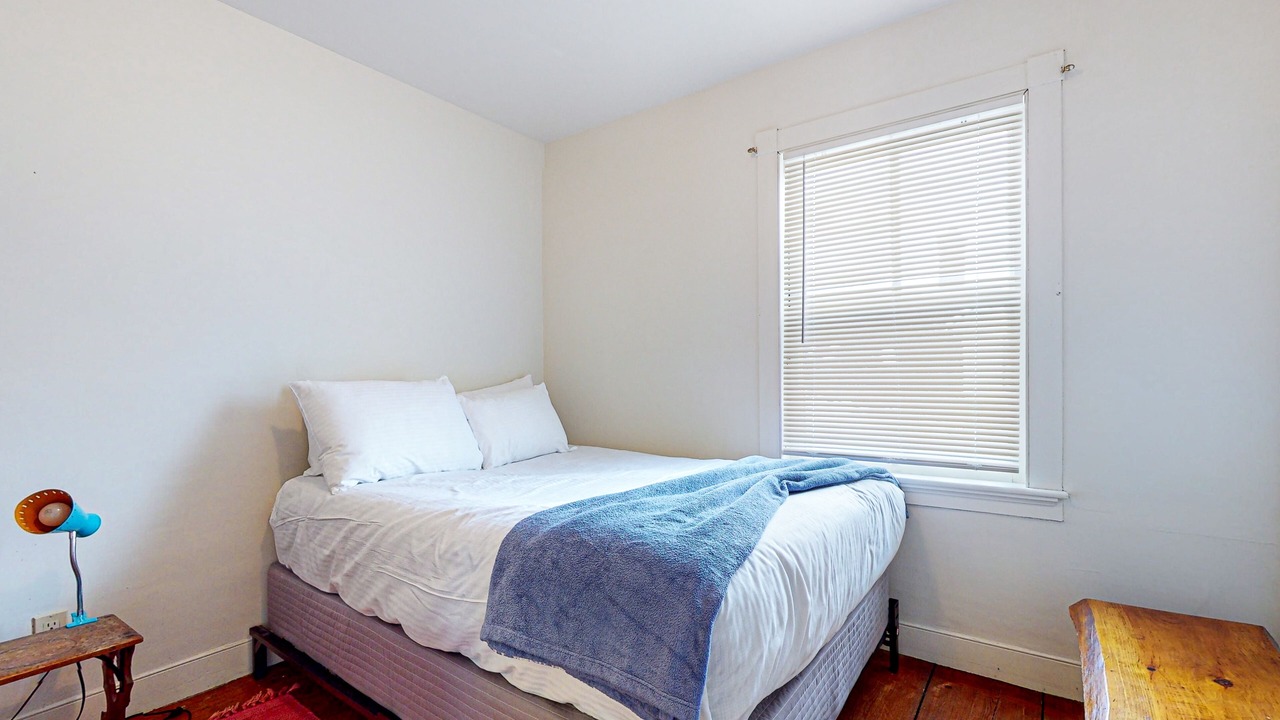 Photo of Bedroom in Weston