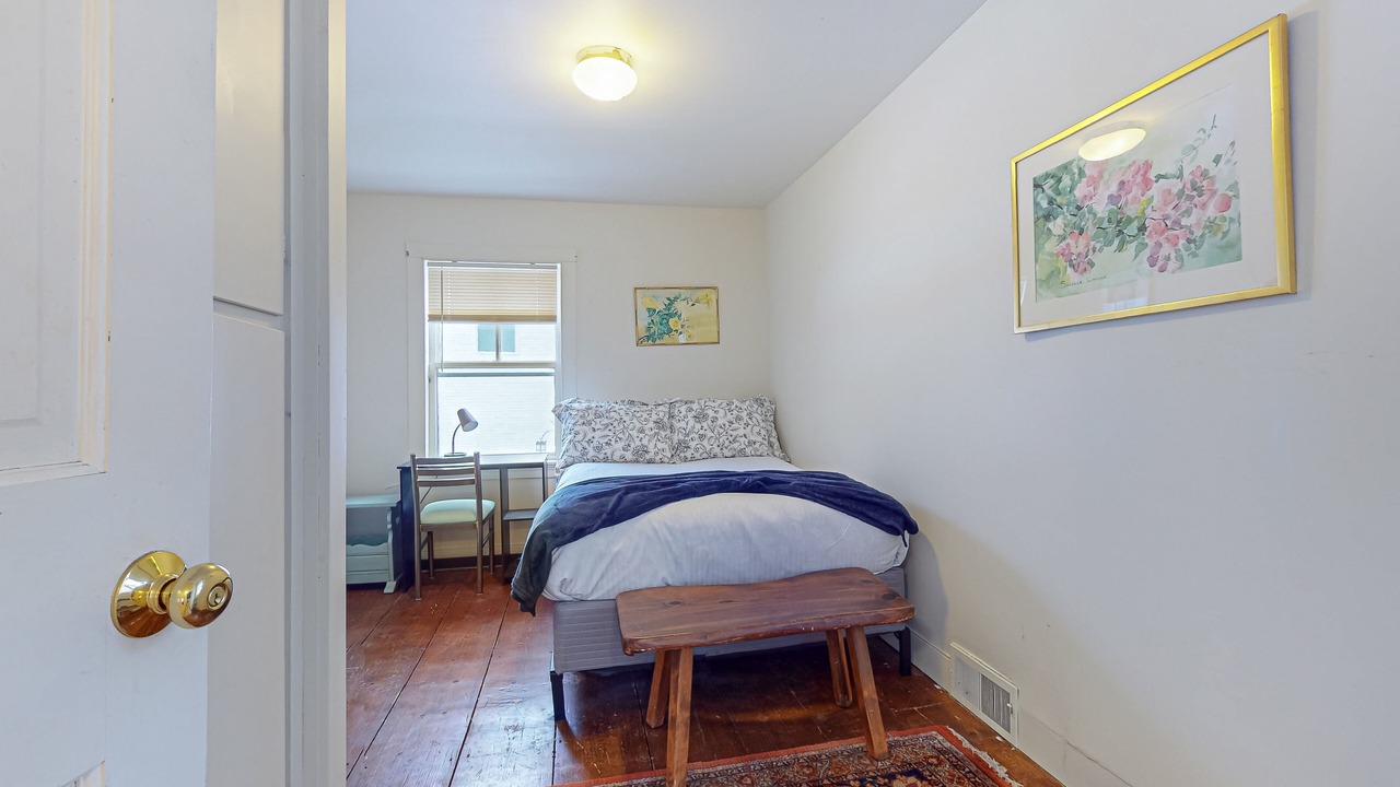Photo of Bedroom in Weston