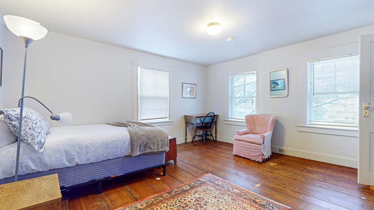 Photo of Bedroom in Weston