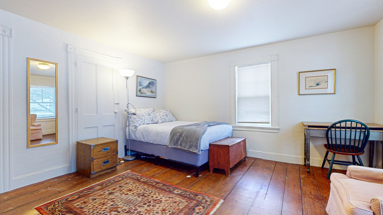 Photo of Bedroom in Weston