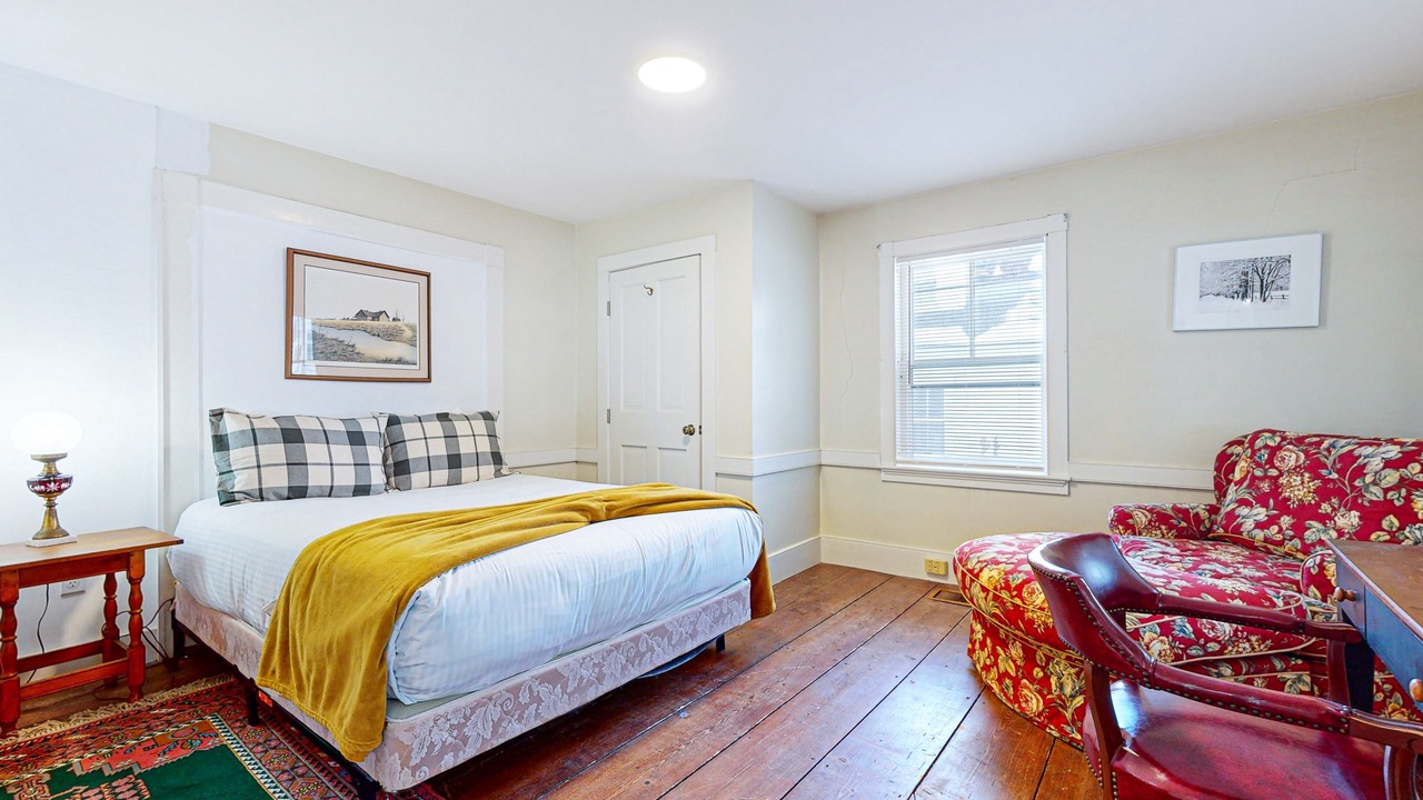 Photo of Bedroom in Weston