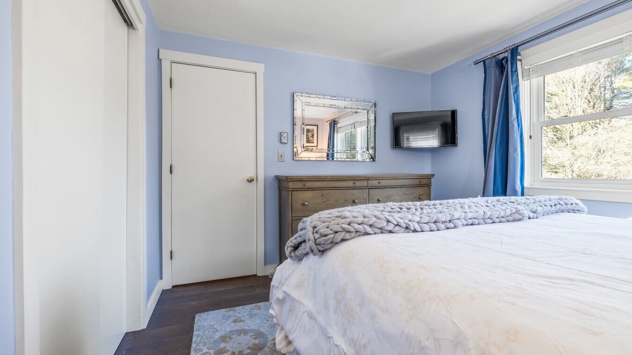 Photo of Bedroom in South Londonderry