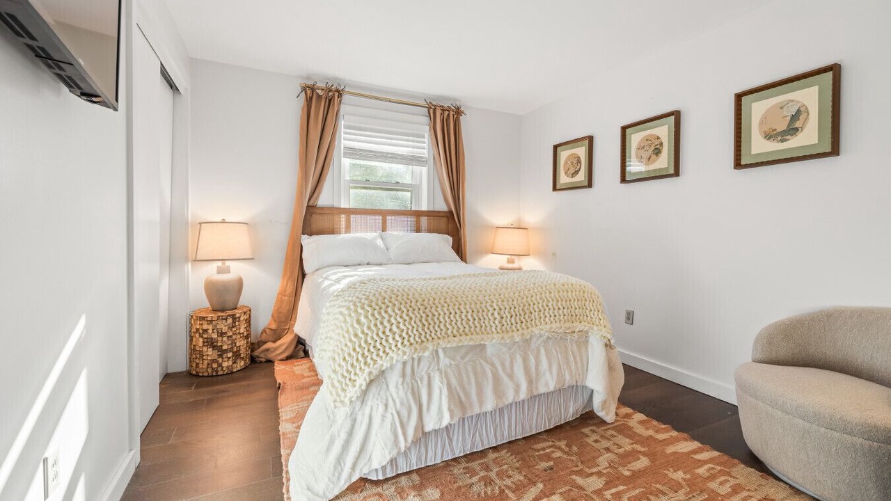 Photo of Bedroom in South Londonderry