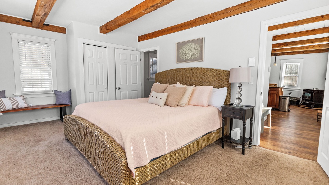 Photo of Bedroom in Moultonborough