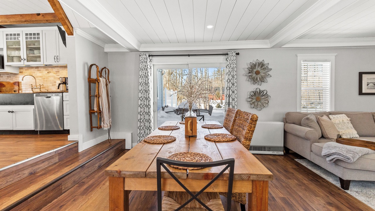 Photo of Livingroom in Moultonborough