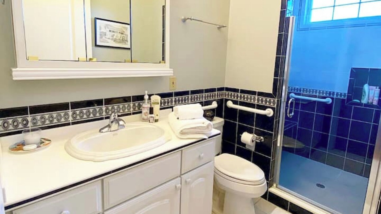 Photo of Bathroom in Fairlea