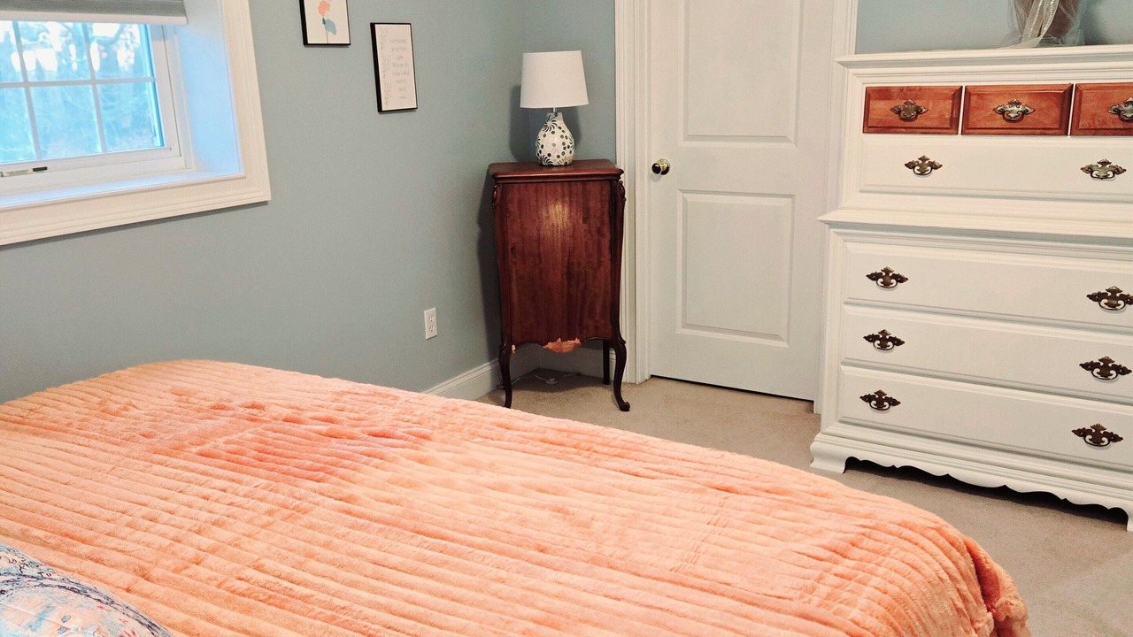 Photo of Bedroom in Town of Lloyd