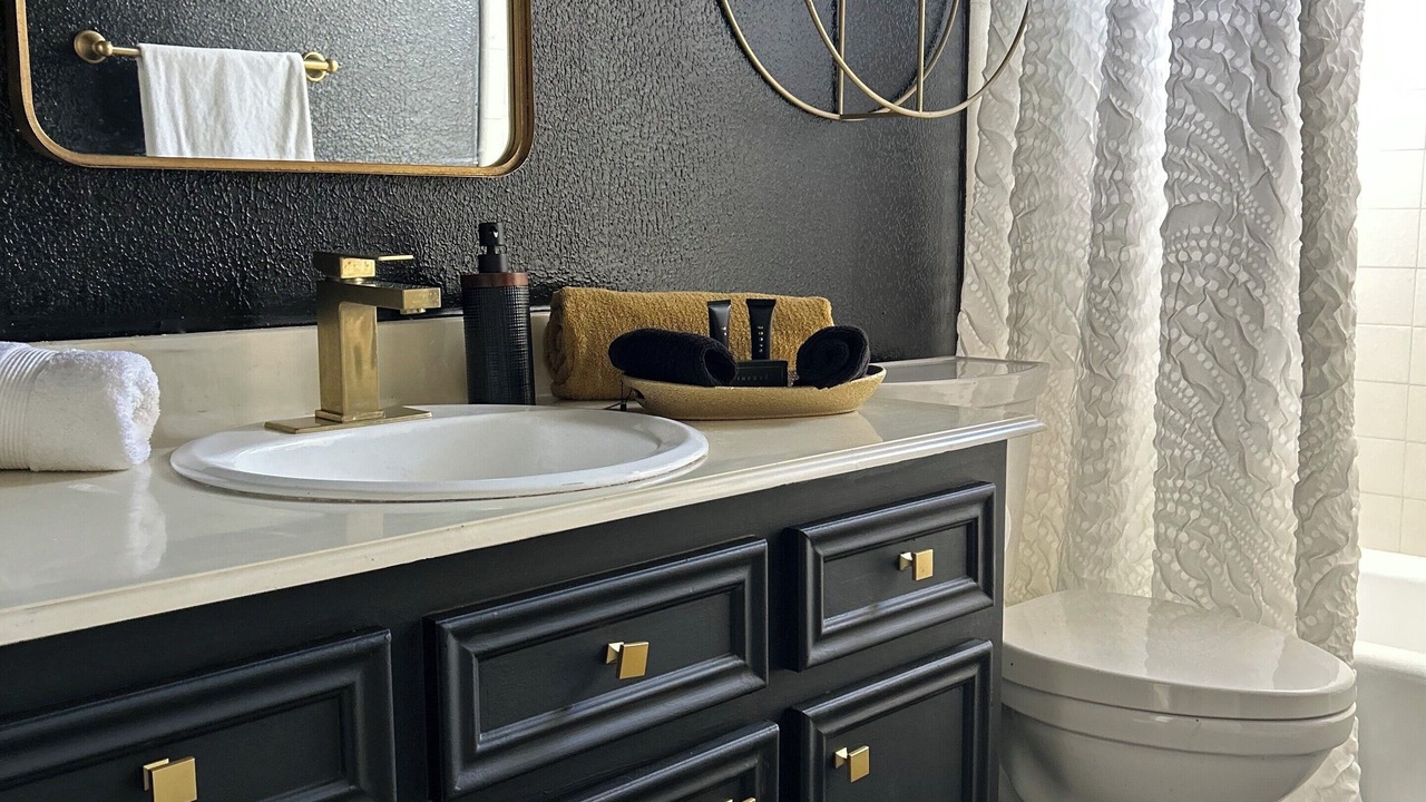 Photo of Bathroom in Friendswood