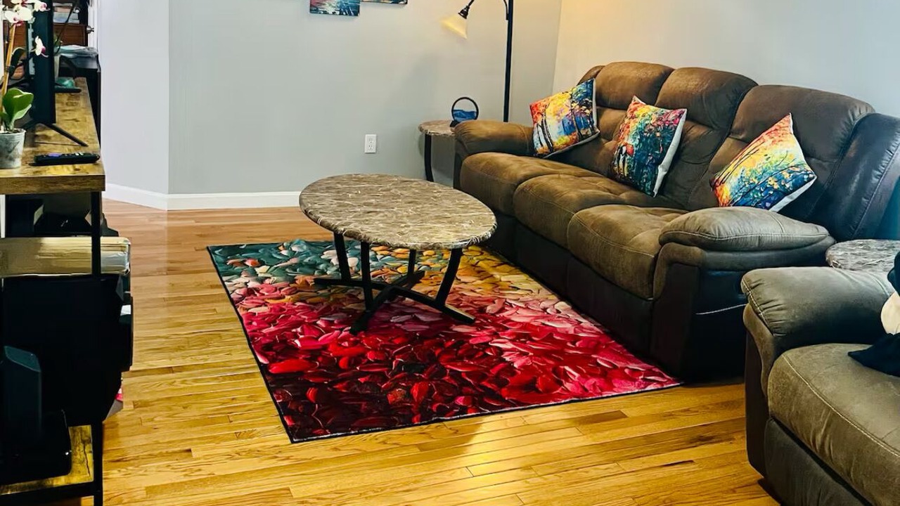 Photo of Livingroom in Proctor