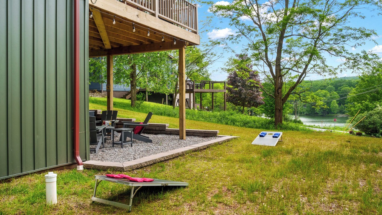 Photo of Outdoor in Alpine Lake