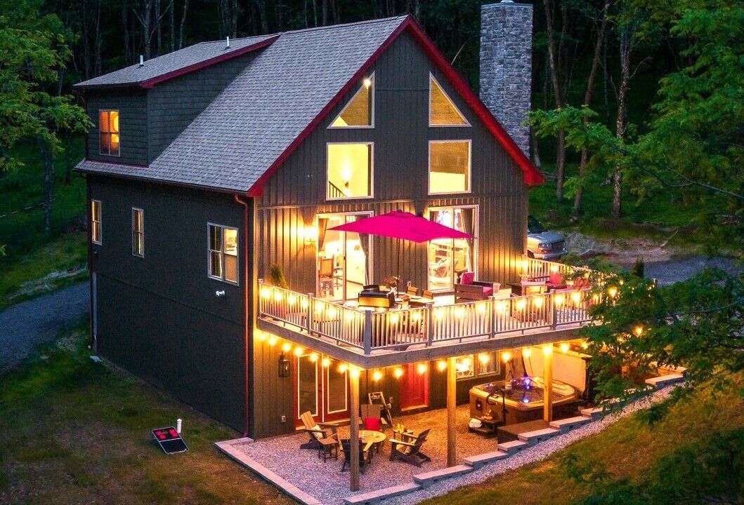 Photo of Outdoor in Alpine Lake