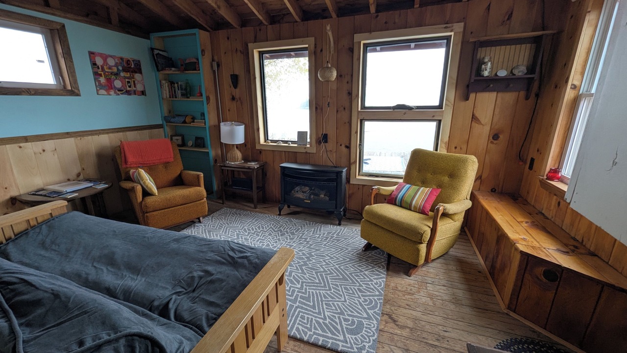 Photo of Bedroom in Jonesport