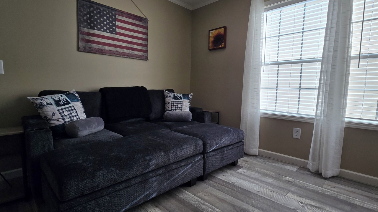 Photo of Livingroom in Swain