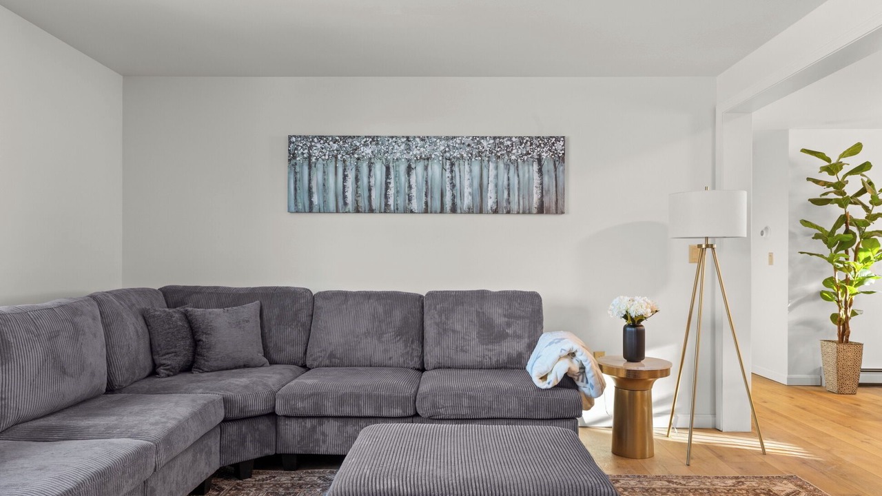 Photo of Livingroom in Stowe Village Historic District
