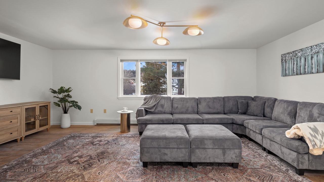 Photo of Livingroom in Stowe Village Historic District