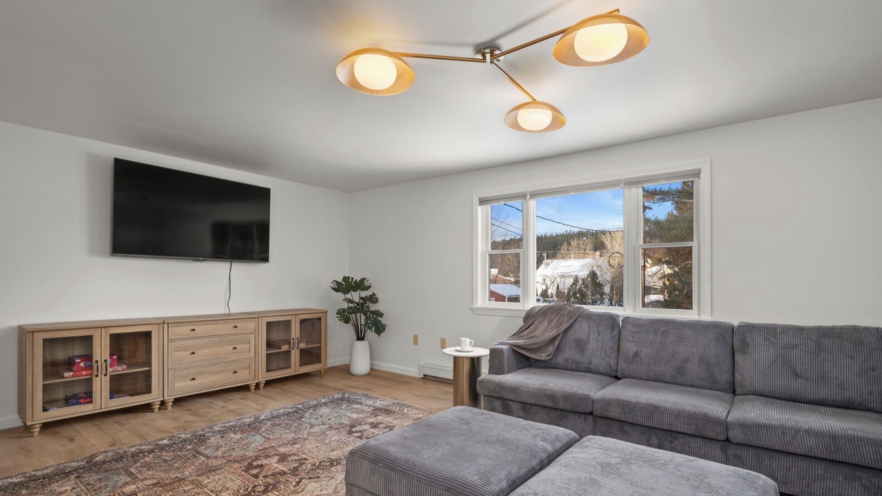 Photo of Livingroom in Stowe Village Historic District