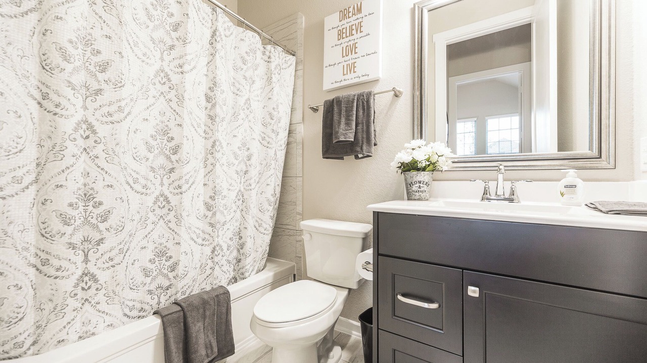 Photo of Bathroom in Sienna Plantation