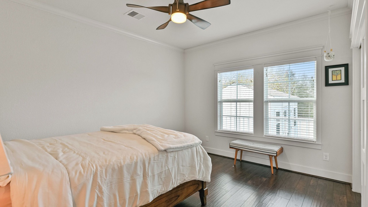 Photo of Bedroom in Dickinson