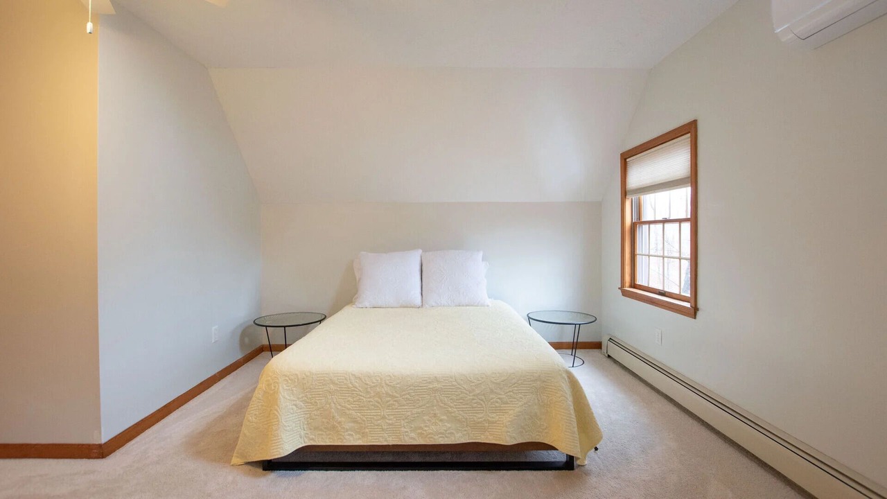 Photo of Bedroom in Poplar Ridge