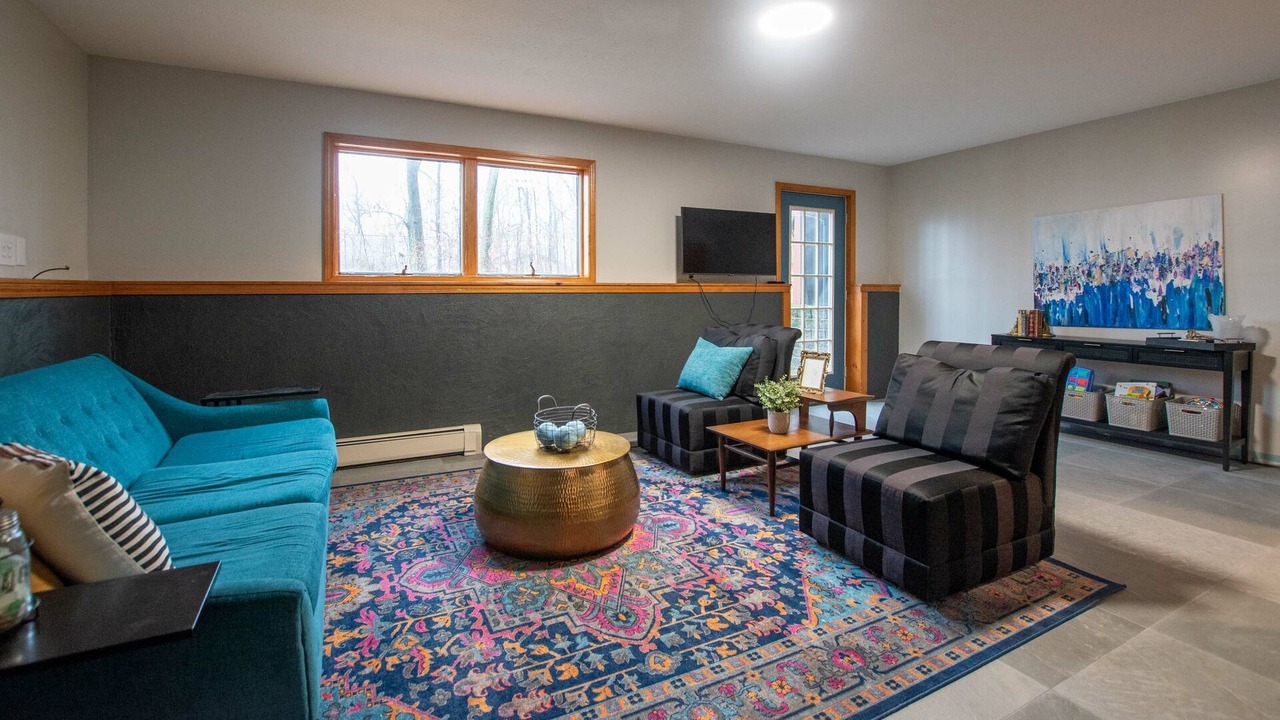Photo of Livingroom in Poplar Ridge