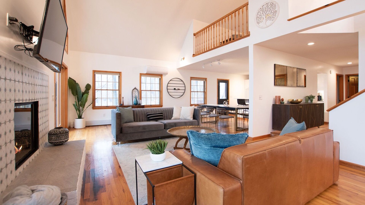 Photo of Livingroom in Poplar Ridge