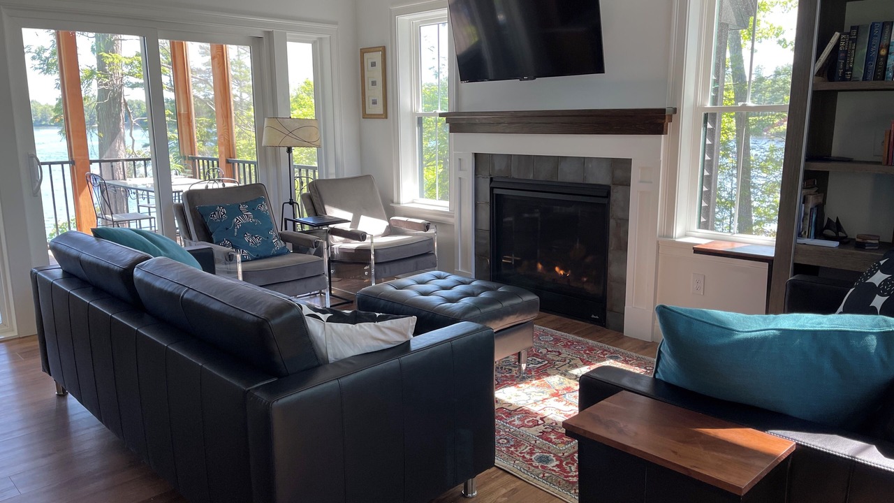 Photo of Livingroom in Kingston