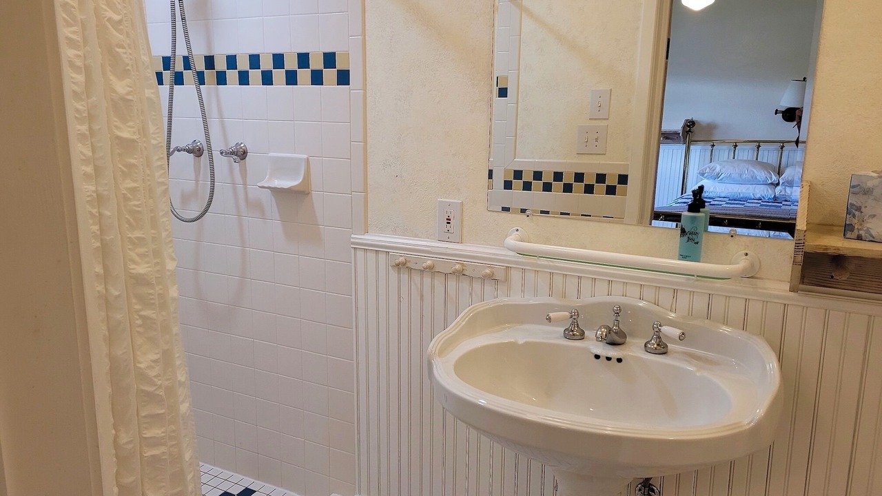 Photo of Bathroom in Twisp