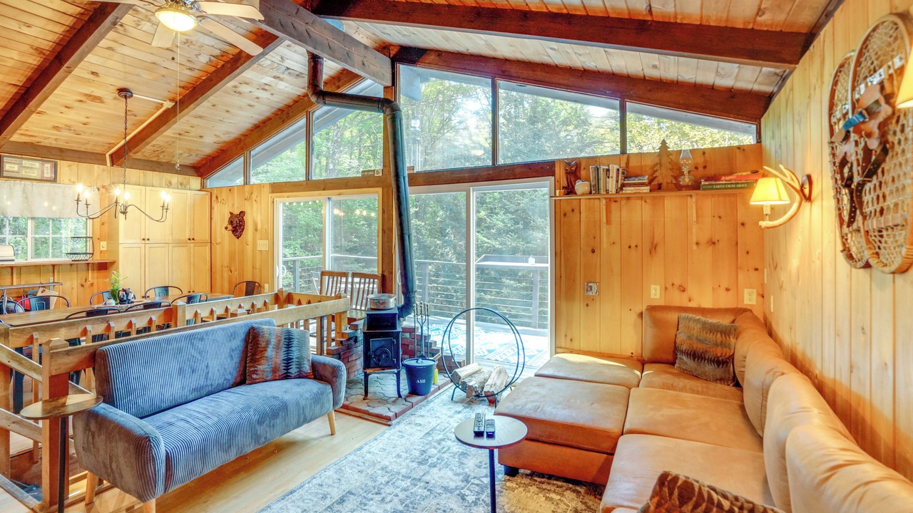 Photo of Livingroom in West Dover