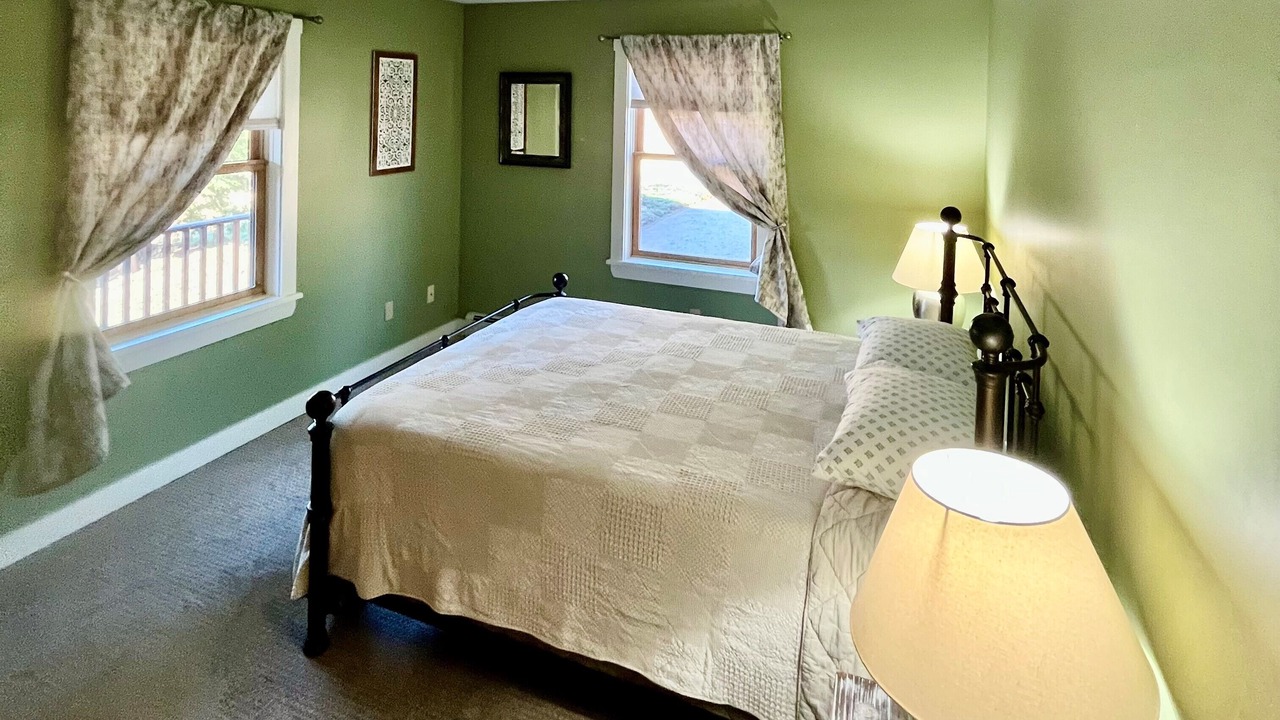 Photo of Bedroom in Jackson